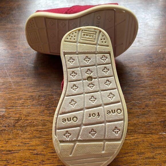 TOMS Toddler Sz 2 Red Velcro Shoes - Picture 4 of 4
